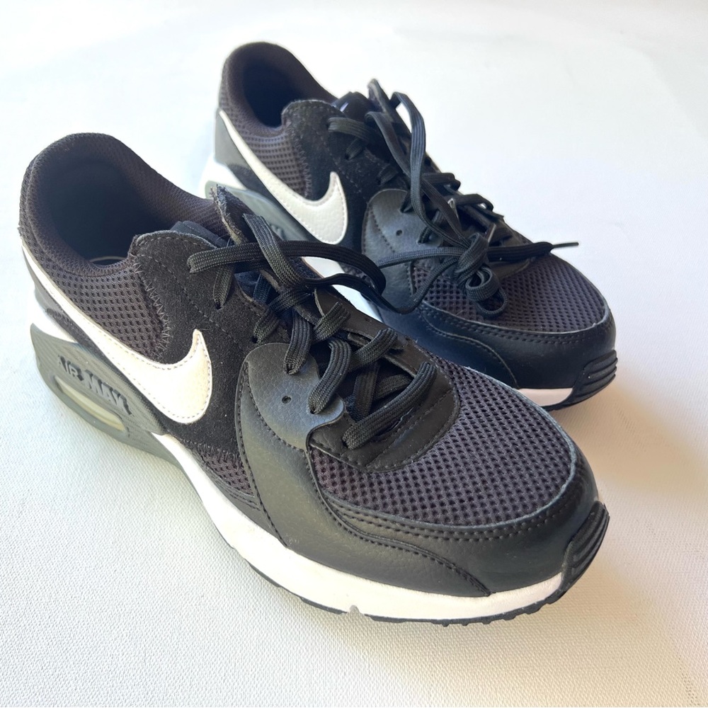 NIKE air max excee sneakers 8.5 black